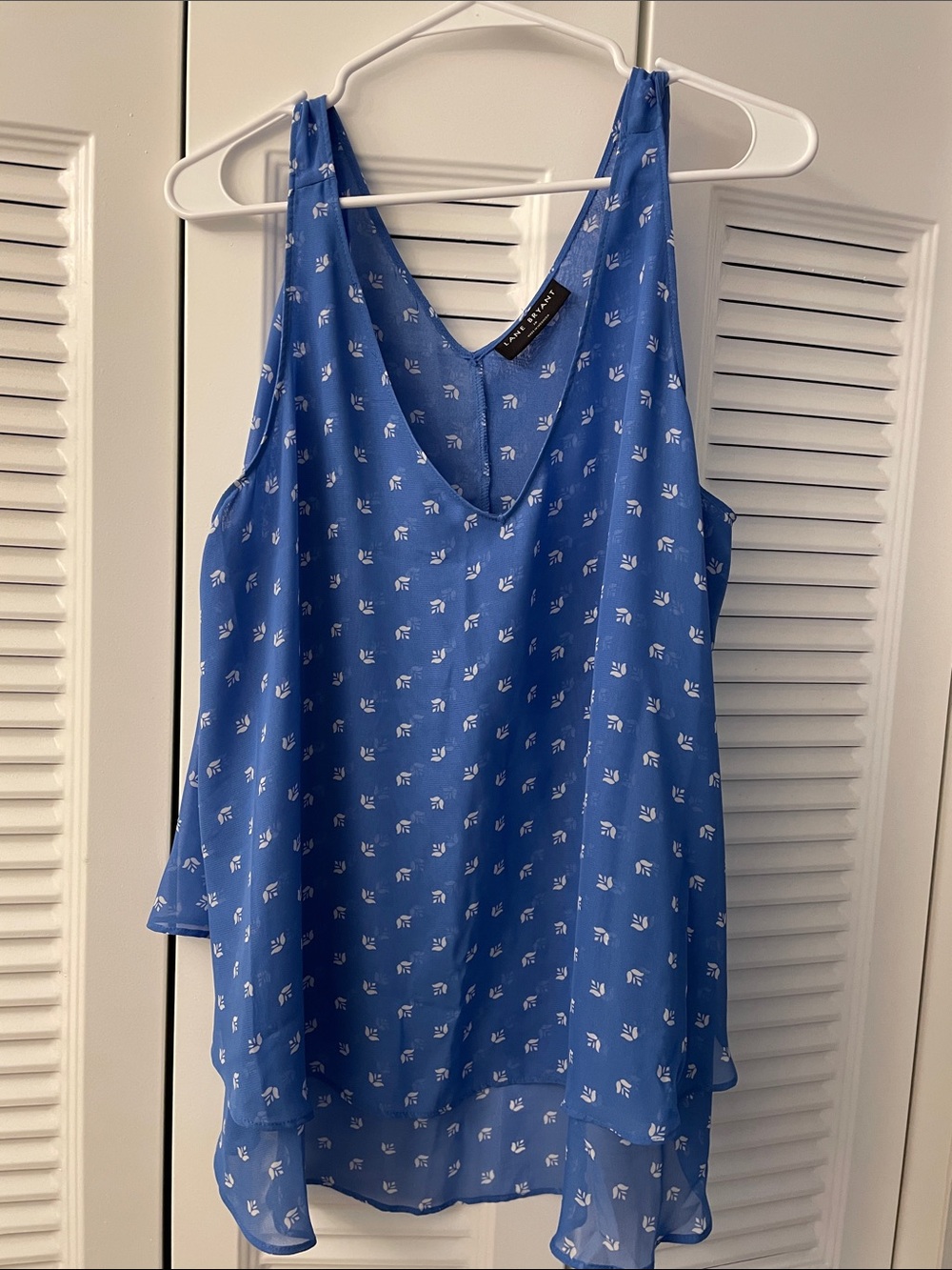 Lane Bryant Layered V-Neck Blue Floral Tank Top